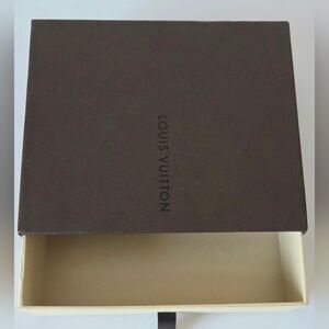 Louis Vuitton Box